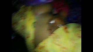 आंटी की क्रीमपाई