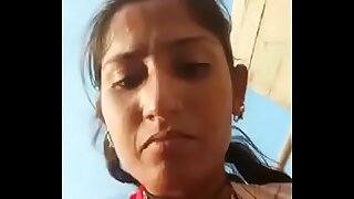 Aunty pissing