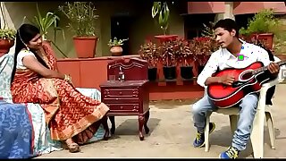 Desi aunty seduce by singing teacher
