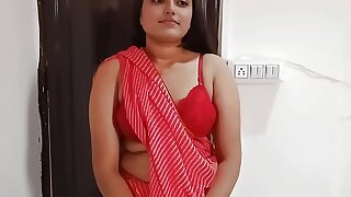 Sexy Indian House Maid Helped Her Owner to Relief the Body Pain Doing Sex