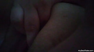 Sexy orgasm and moans - MyDesiTube.com